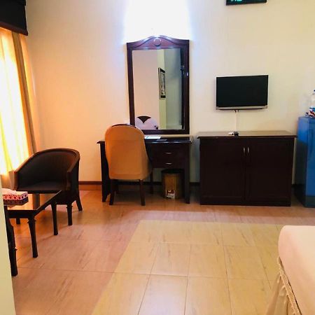 Grand Park Hotel Chittagong Dış mekan fotoğraf